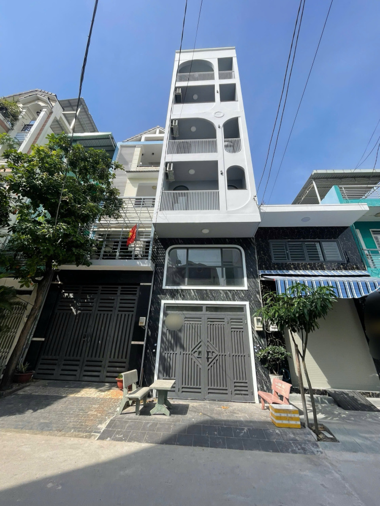 NHÀ 6 TẦNG , KHU NGUYỄN SƠN - QUẬN TÂN PHÚ -...