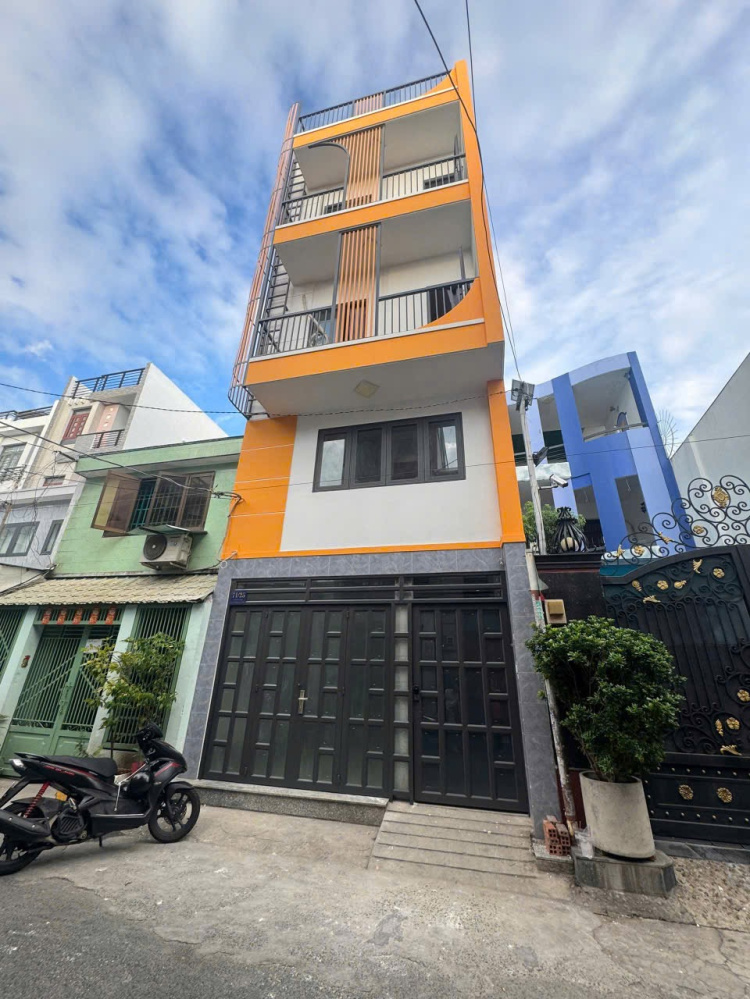 NHÀ 1/ ĐÚC 5 TẦNG - 4,5x34m - 17P - THU NHẬP 75tr...