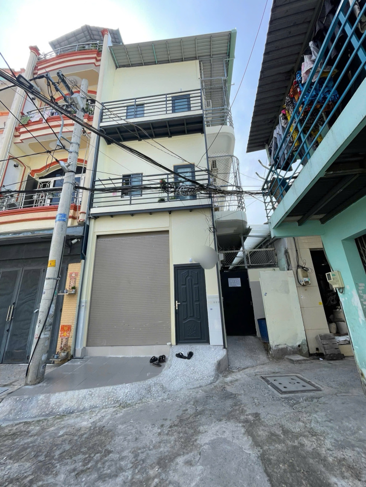 CHDV QUẬN TÂN PHÚ - 3 TẦNG 17 PHÒNG - 6.4x17m - HẺM XE TẢI 10M