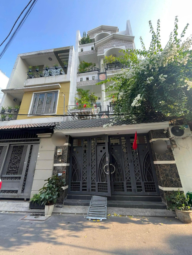 NHÀ 1/ ĐÚC 4 TẤM - 5x16M , 5pn 5wc - NGAY TÂY...