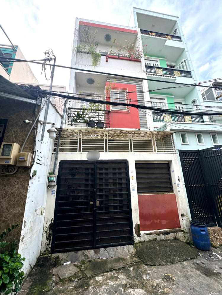 NHÀ 3 TẦNG QUẬN BÌNH TÂN - 56M2 - SÁT CÔNG VIÊN -...